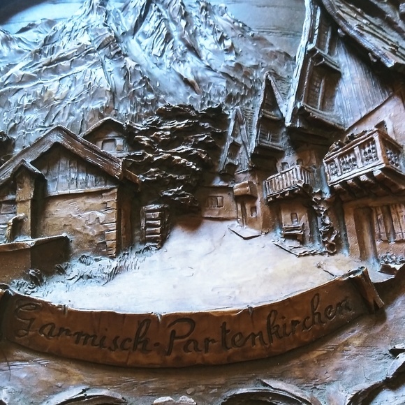 Carved wooden plack - Picture 3 of 4